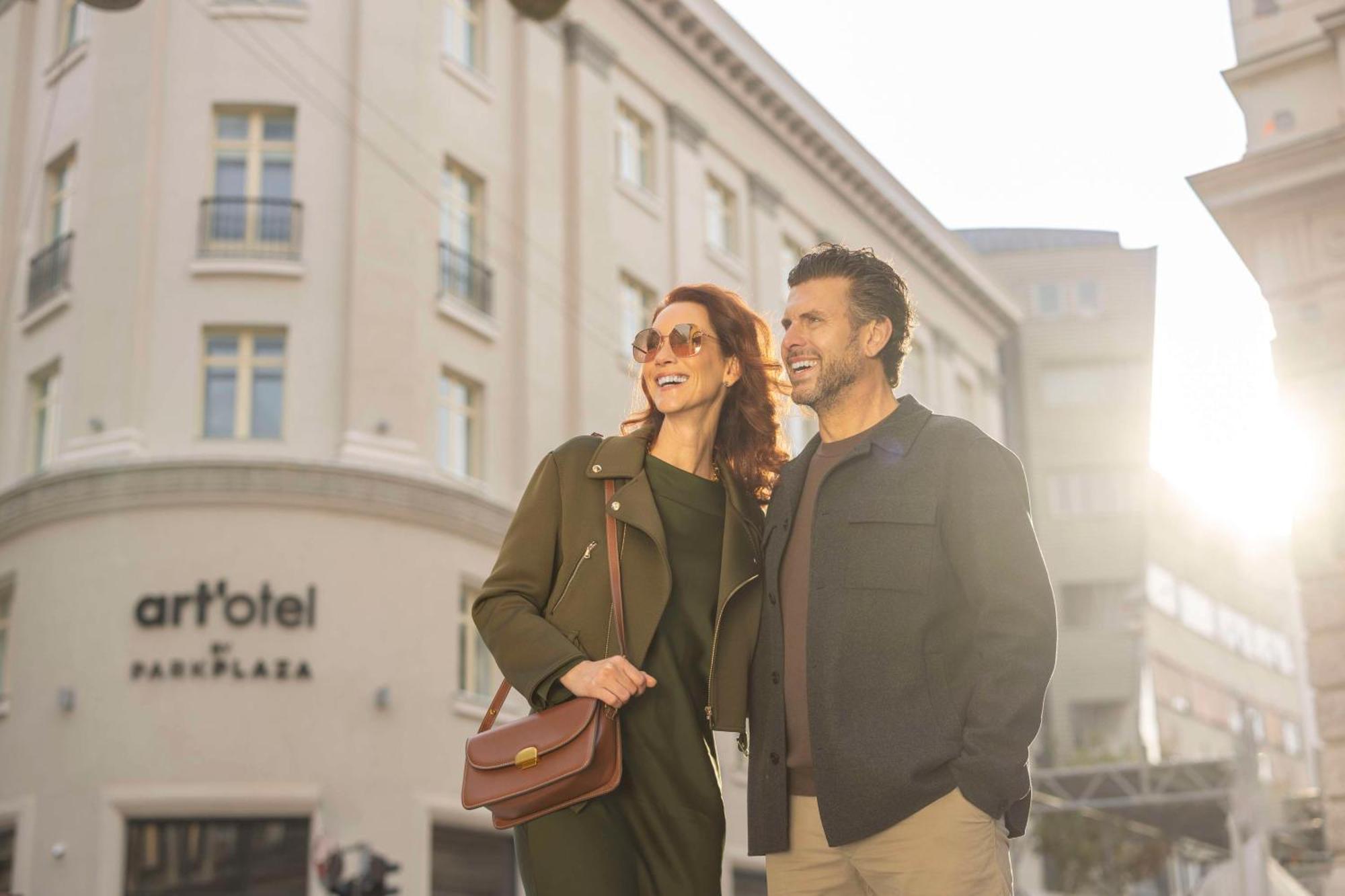 Art'Otel Zagreb, Powered By Radisson Hotels Εξωτερικό φωτογραφία The hotel's exterior
